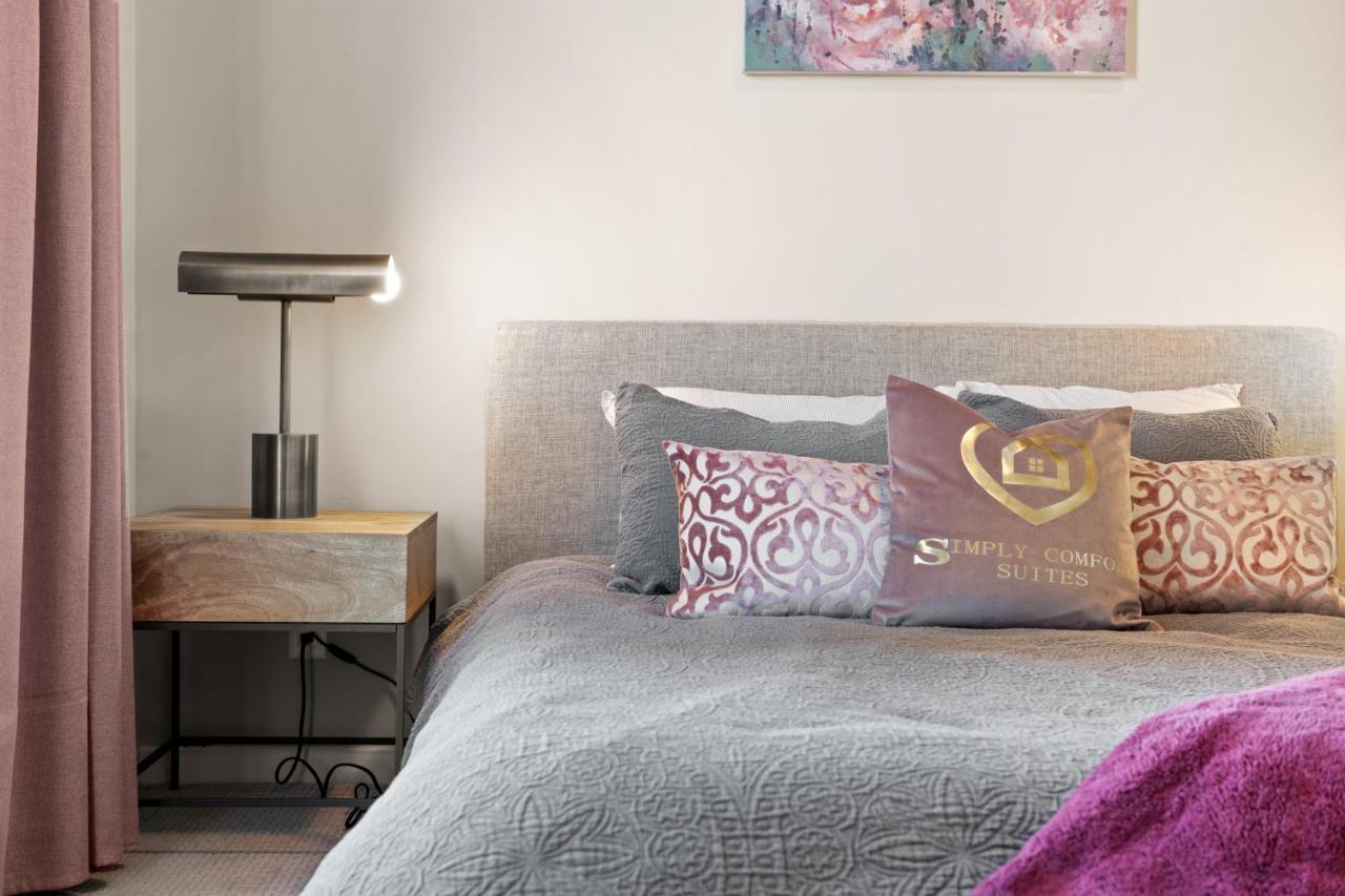 Stylish Downtown Condos By Globalstay คาลการี ภายนอก รูปภาพ
