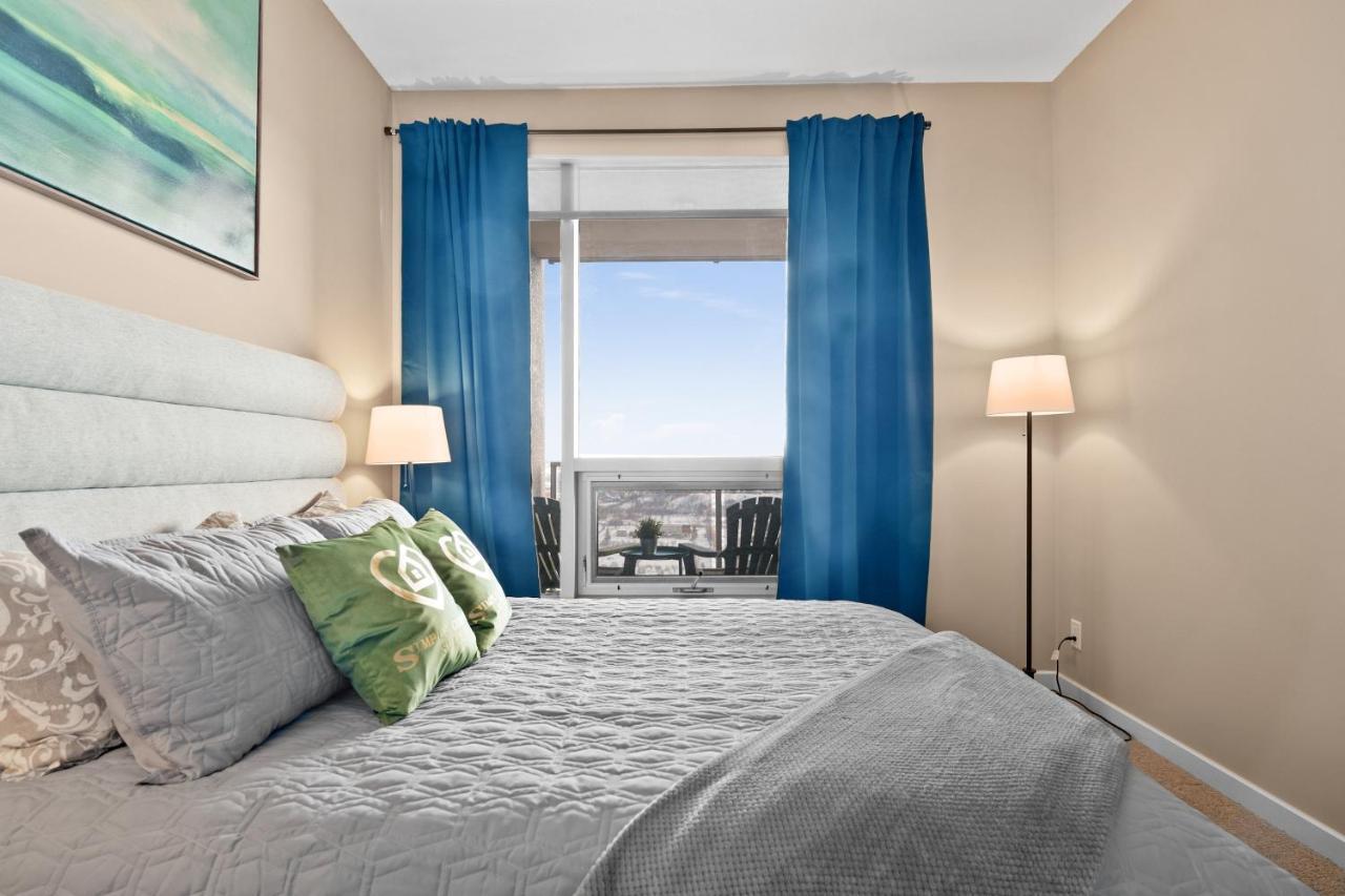 Stylish Downtown Condos By Globalstay คาลการี ภายนอก รูปภาพ