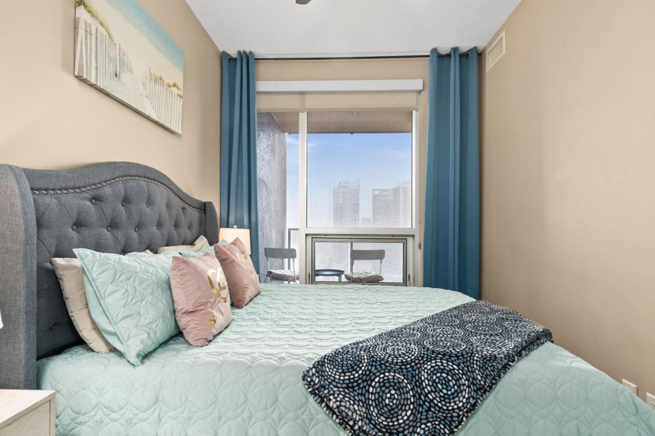 Stylish Downtown Condos By Globalstay คาลการี ภายนอก รูปภาพ